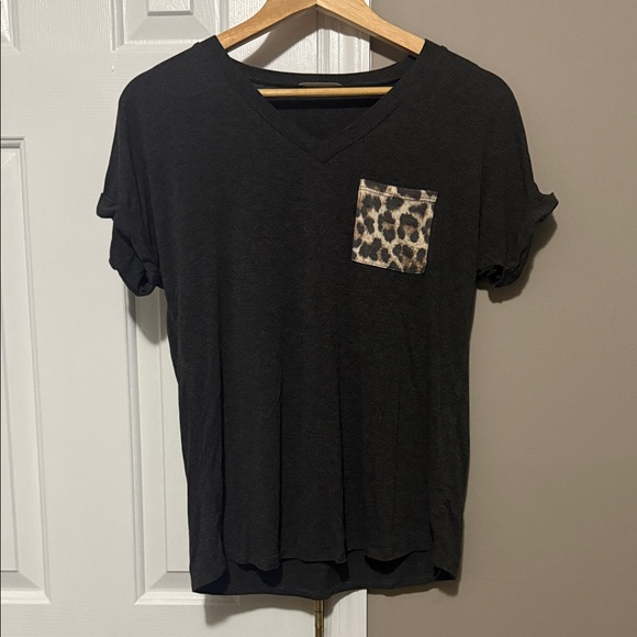 MineFree Tops - MINEFREE Charcoal V-Neck Tee with Leopard Pocket [Small]